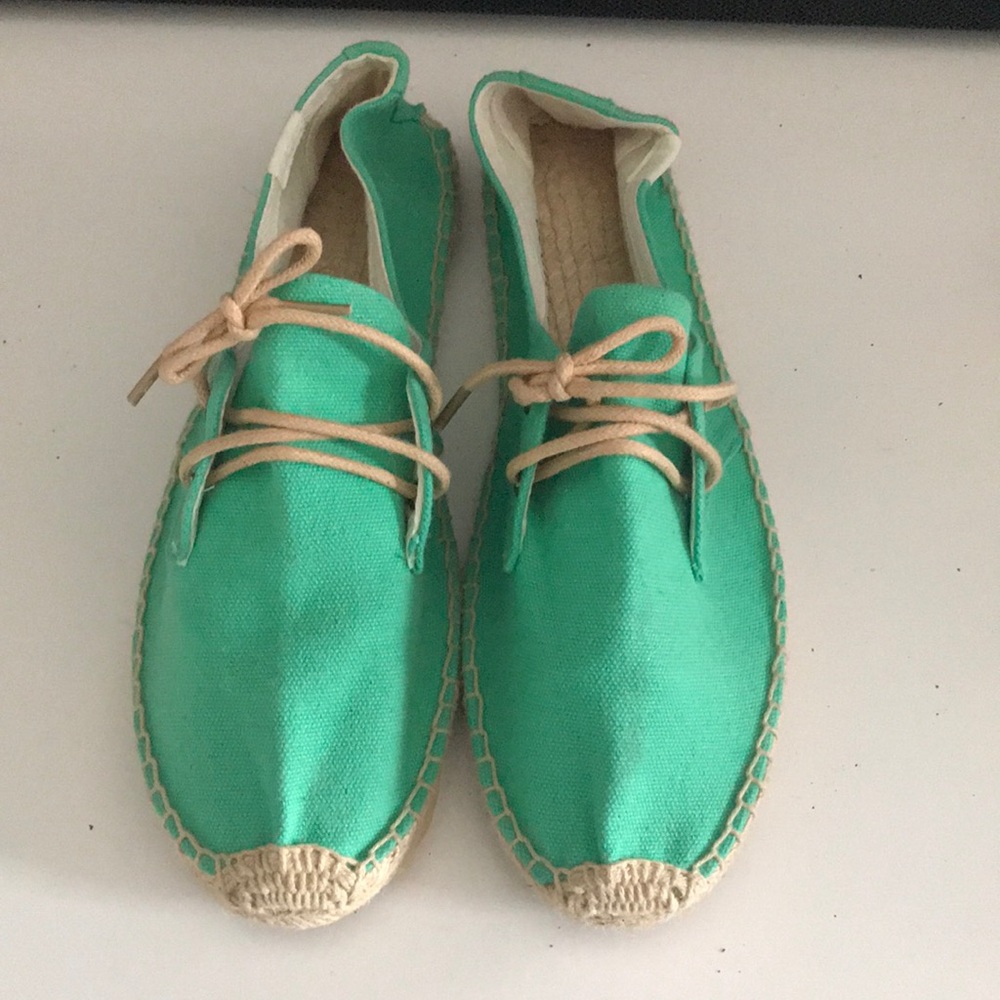 Brand new green Soludos size 39